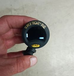 Super Tight RE Guitar Tuner