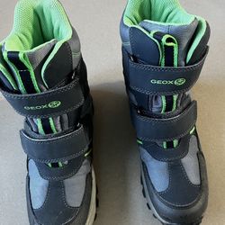 GEOX Snow Boots, Boys Size Us 3.5