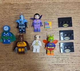Lot of dc lego minifigures
