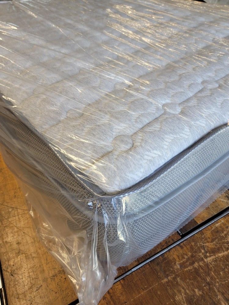 Pillow Top