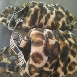 Ugg Slippers  Cheetah Size 8