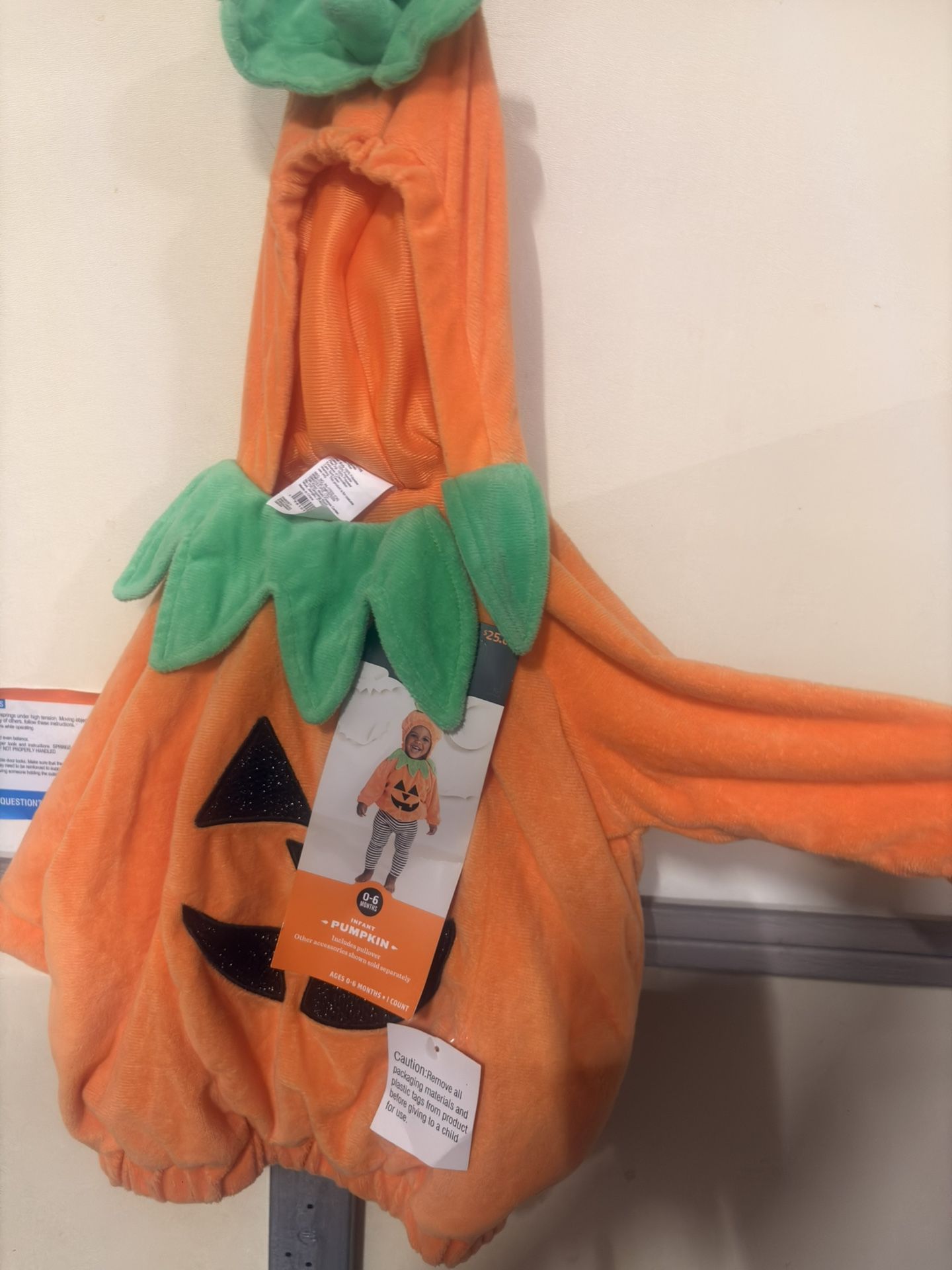 NWTS Hyde And Eek Pumpkin Halloween costume Sz6-12months