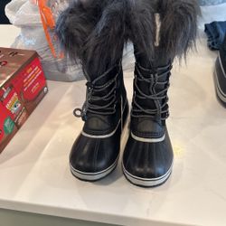 Sorel Women’s Waterproof Boots 