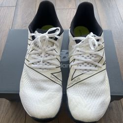 New Balance  Minimus TR