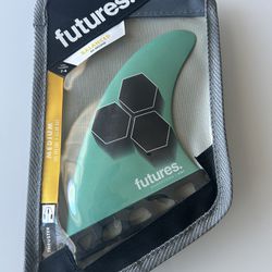 Futures AM1 Fins 