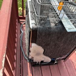 Dishwasher 