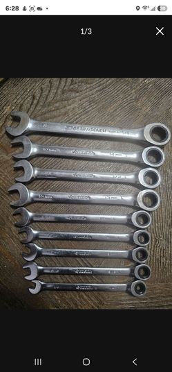 Husky & GearWrench Combination Ratchet Wrench Set