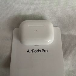 Apple AirPods PRO Noise Cancelling. 