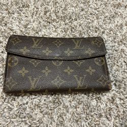 AUTHENTIC Vintage Louis Vuitton long wallet