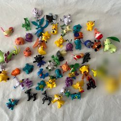 Mega Lot of 50+ Vintage & Modern Pokémon Mini Figures Toy Lot -Pikachu Chikorita