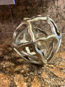 Sculpture Art / Artwork / Home decor / table decoration