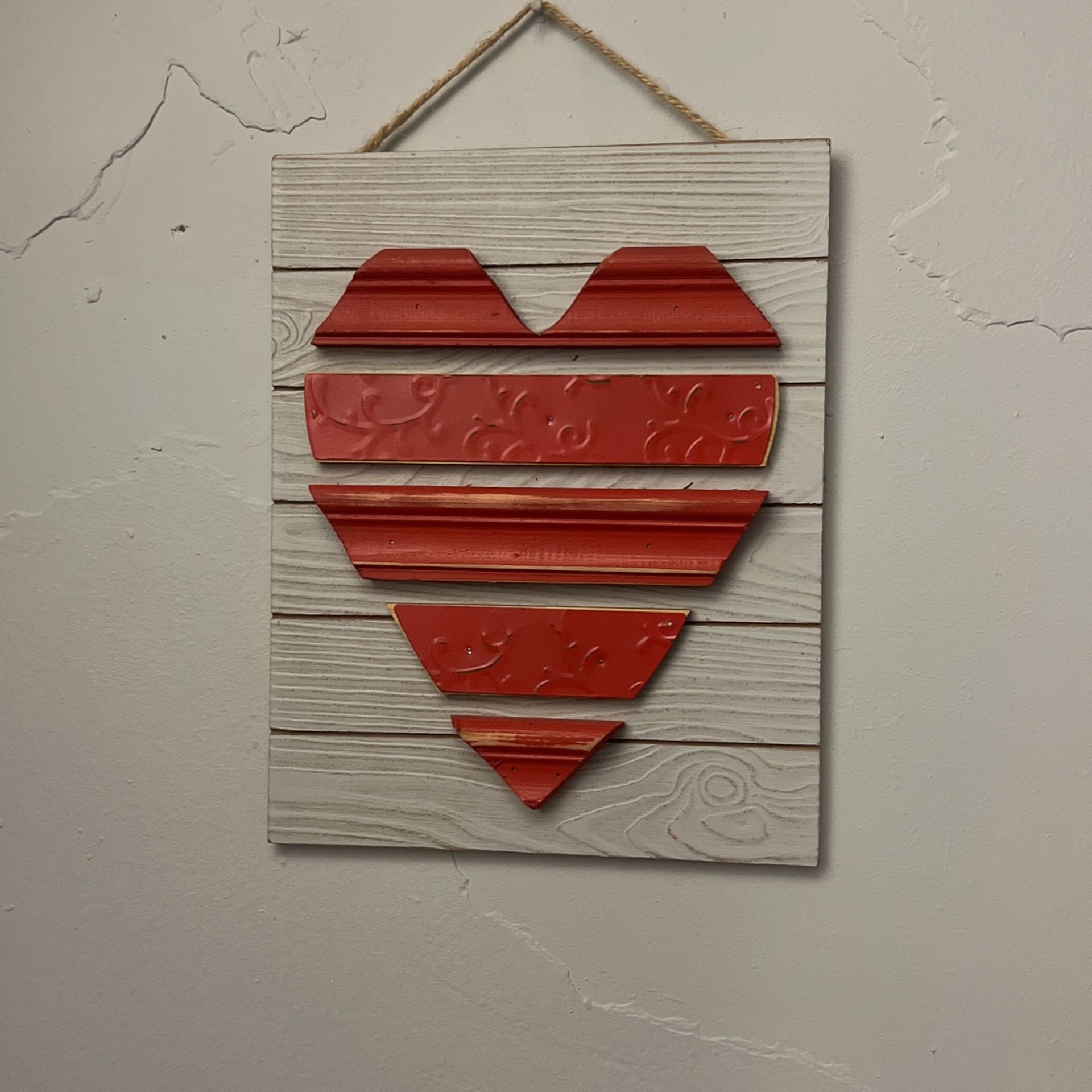 Wooden Heart Valentine Decor