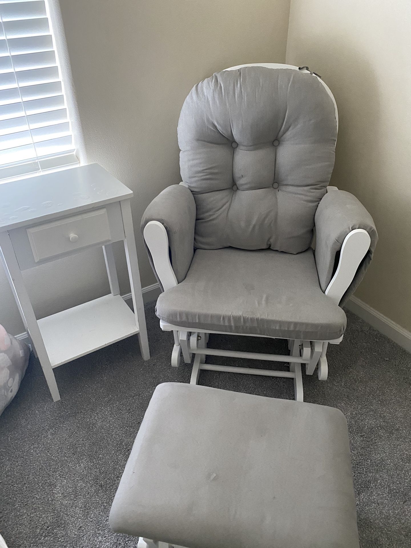 Rocking Chair & Foot Rest 