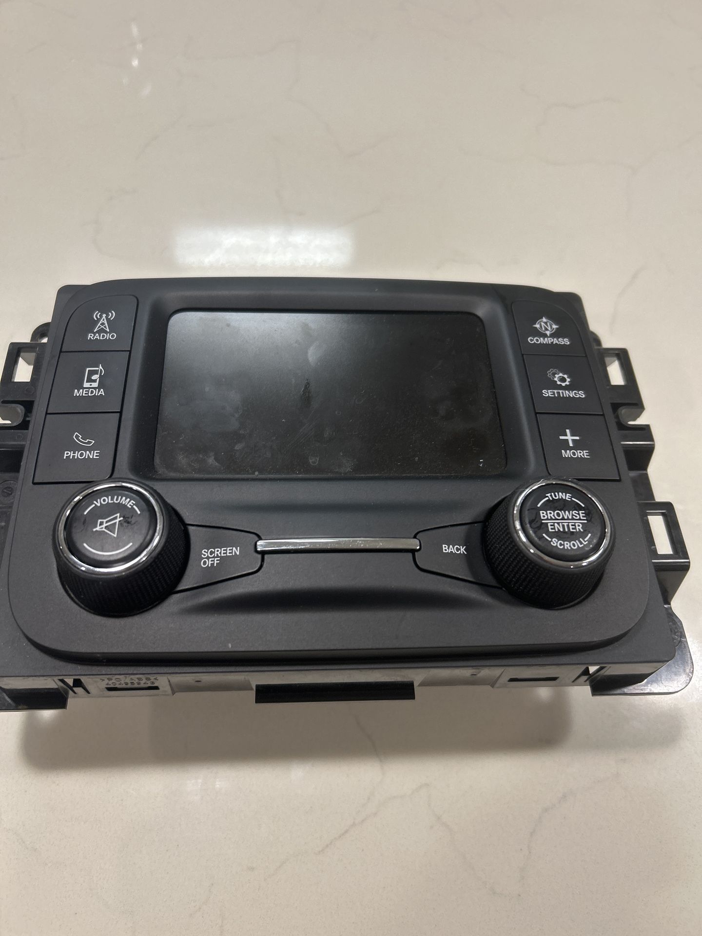 5 inch screen, uconnect radio