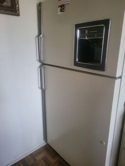 Refrigerator for sale