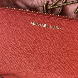 Small Leather Michael Kors Wallet/ Women
