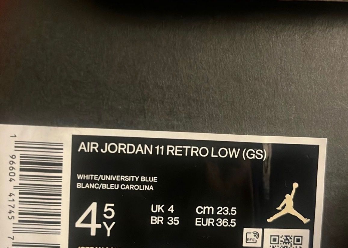 Air Jordan 11 Retro Low (GS) Size 4.5