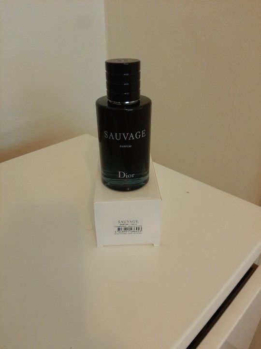SAUVAGE PARFUM 