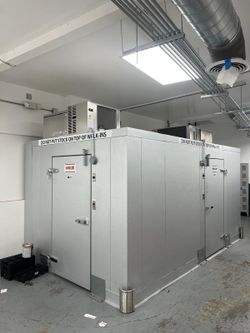 Walk In Cooler An Frezzer Combo