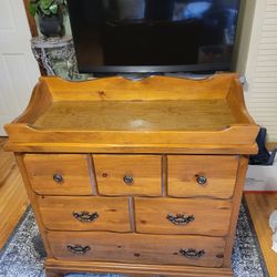Children Dresser And Changing Table