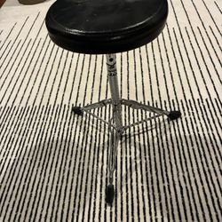 Drum Stool.