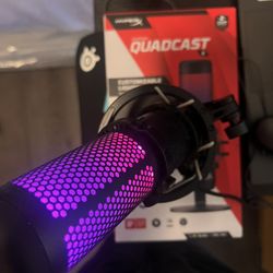 Hyperx - QuadCast S Wired RGB Multi-Pattern USB Condenser Microphone