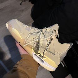 Off White Jordan 4
