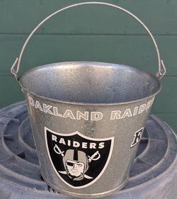 “Vintage Oakland Raiders Metal Ice Bucket / Beer Bucket ”