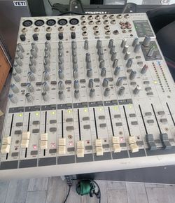 Phonic mixer