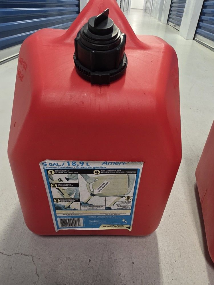 5 Gallon Gas Cans
