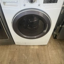 Kenmore Front Load Stackable Washer In Excellent Working Condition 