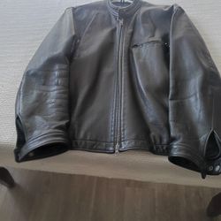 Men's Leather Jacket (Medium)