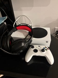Xbox Series S Console Bundle - Controller, Headset & Original Box