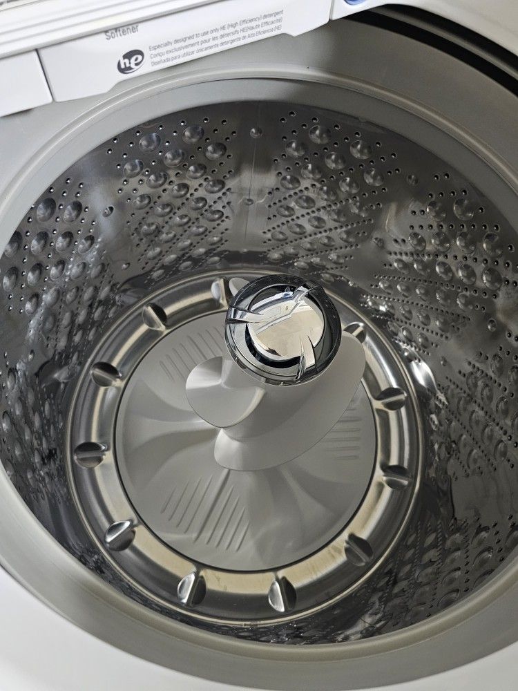 SET WASHER AND DRYER LG XL CAPACITY 5.2 CU GOOD CONDITION BOTH ELECTRIC LARGE CAPACITY HEAVY DUTY DELIVERY AVAILABLE
