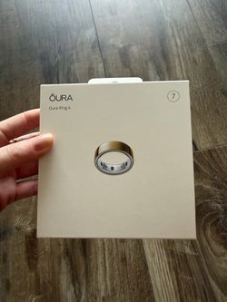 Oura Ring- Gold - size 7