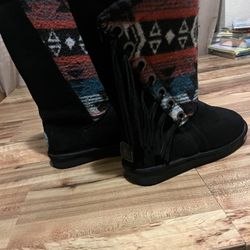 Bear Paw Native Print Boots 