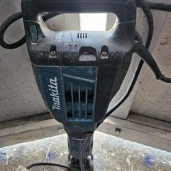 Makita Jack Hammer