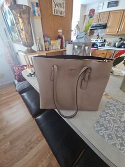 Coach Womens Purse Great Condition Used like new