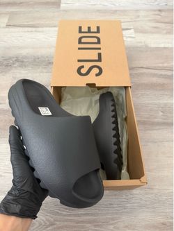 Adidas Yeezy slides