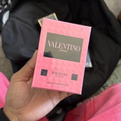 Valentino Donna Born In Roma Intense 100ml 💗 (New, Sealed)