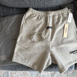 Fear Of God Essentials Shorts Medium 