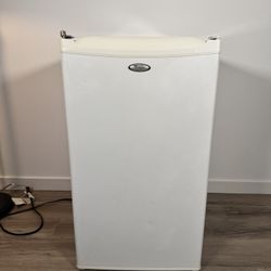 Whirlpool Mini Fridge