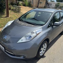 2014 Nissan Leaf 