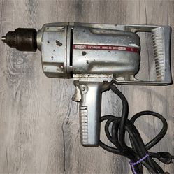 Montgomery Ward 25TPC 2635A Powr-Kraft power drill. Cord has some exposed wires but drill works! See pics