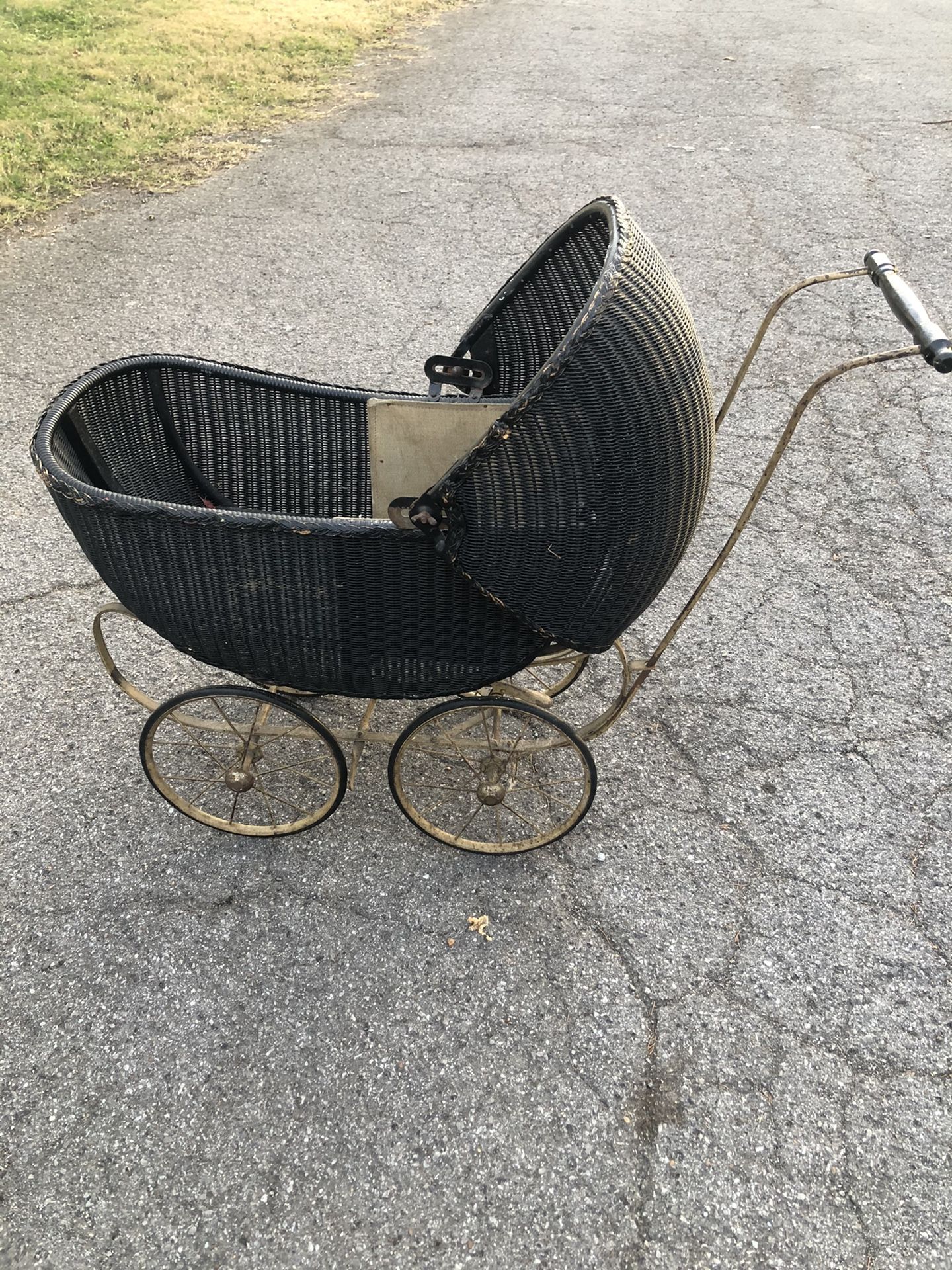 Antique, wicker baby carriage