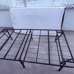 Cama Y Colchón Twin 