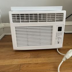 Window Unit Air Conditioner