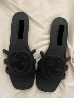 Black GG Sandals Size 8/8.5