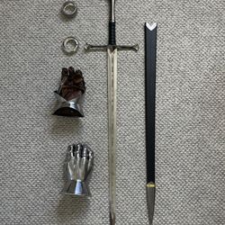 Replica Sword & Metal Gauntlets Set