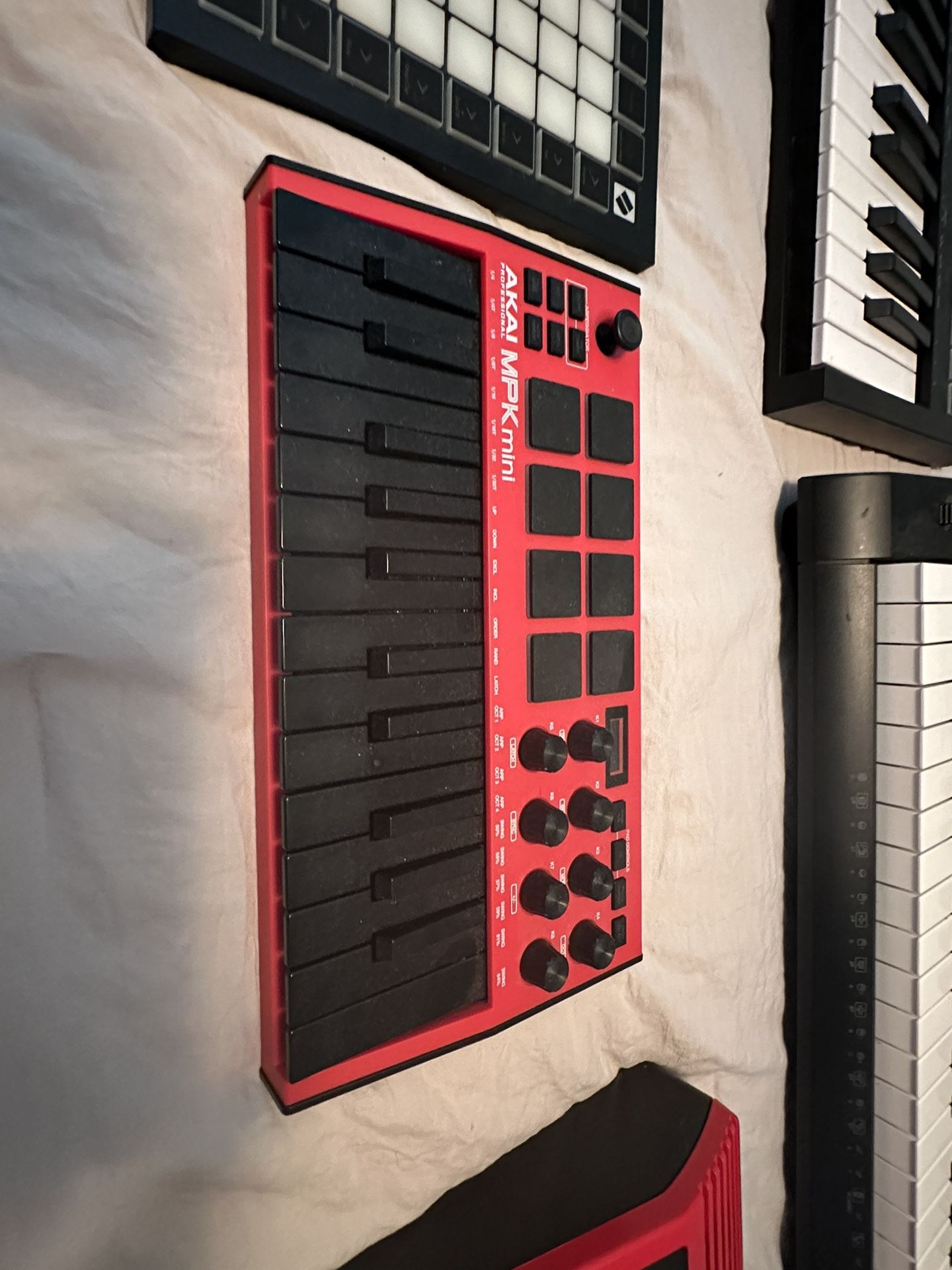 Akai MPK Mini